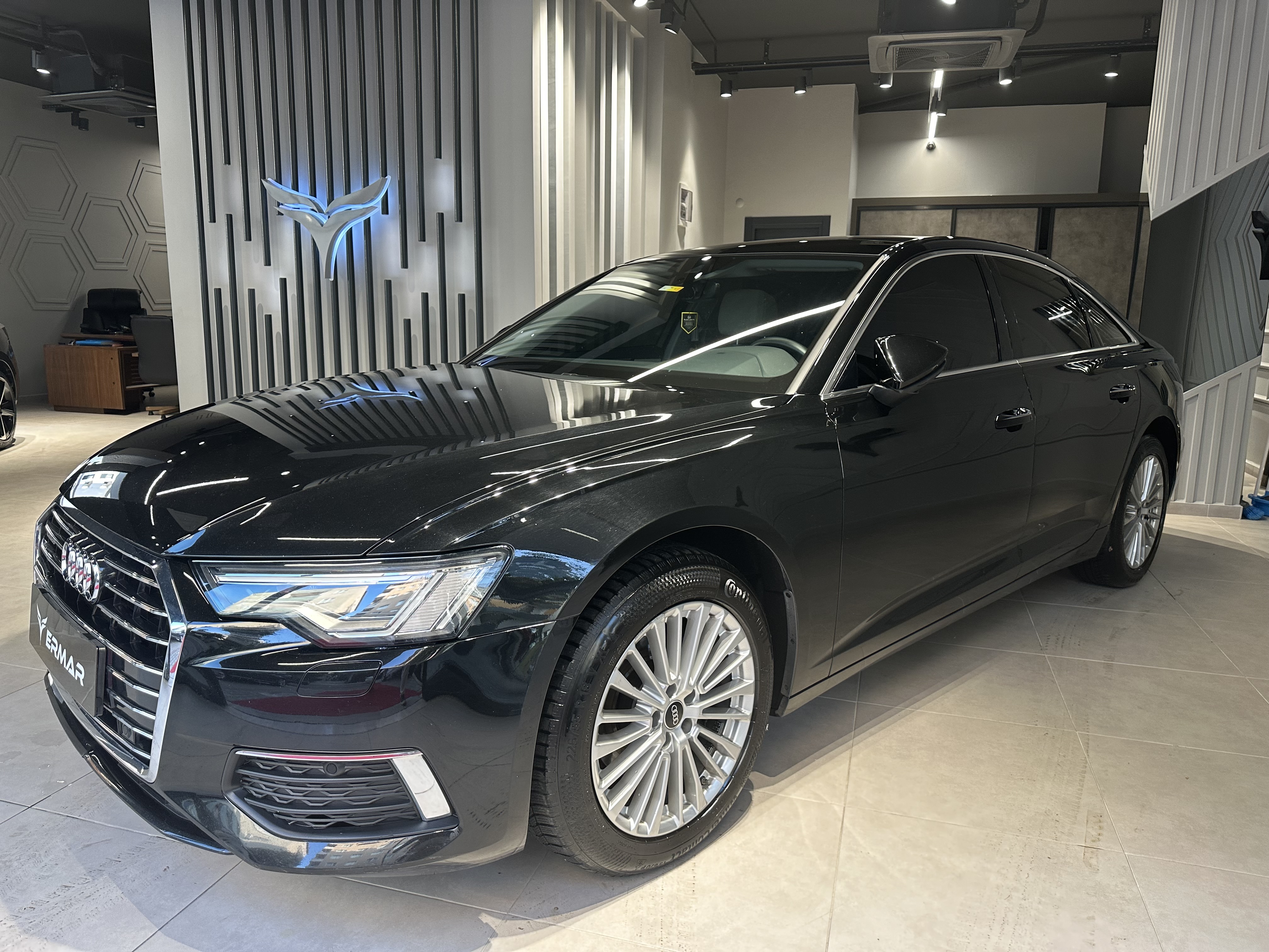 AUDİ A6 2021 ÇIKIŞLI VAKUM İÇİ BEJ