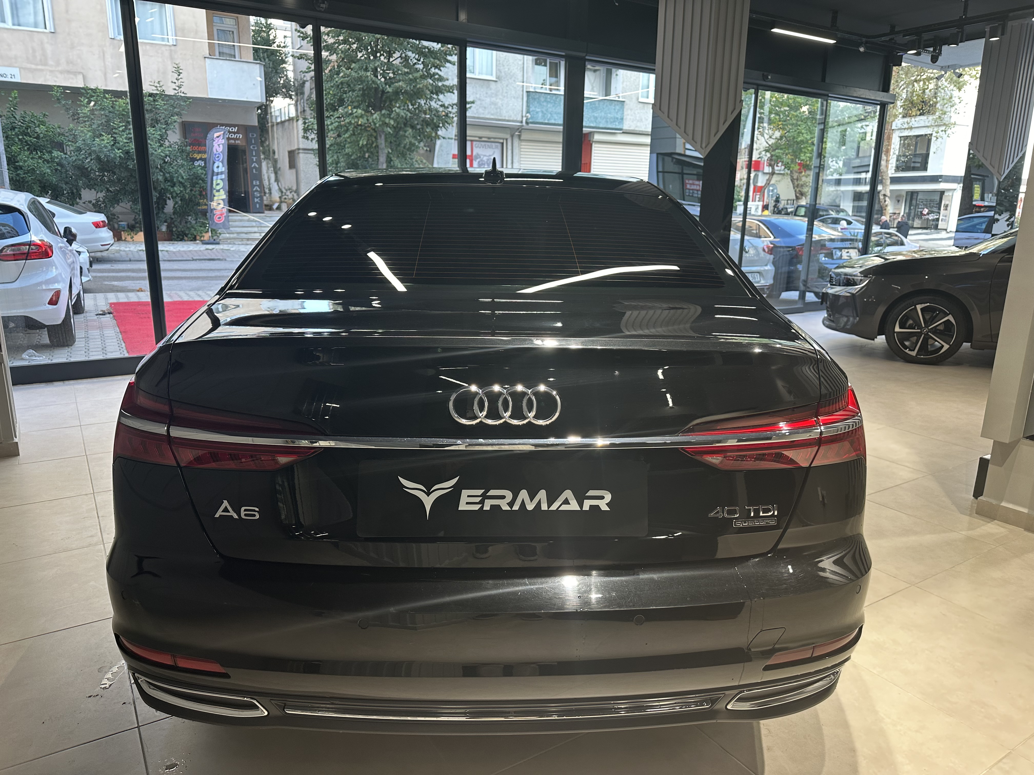 AUDİ A6 2021 ÇIKIŞLI VAKUM İÇİ BEJ