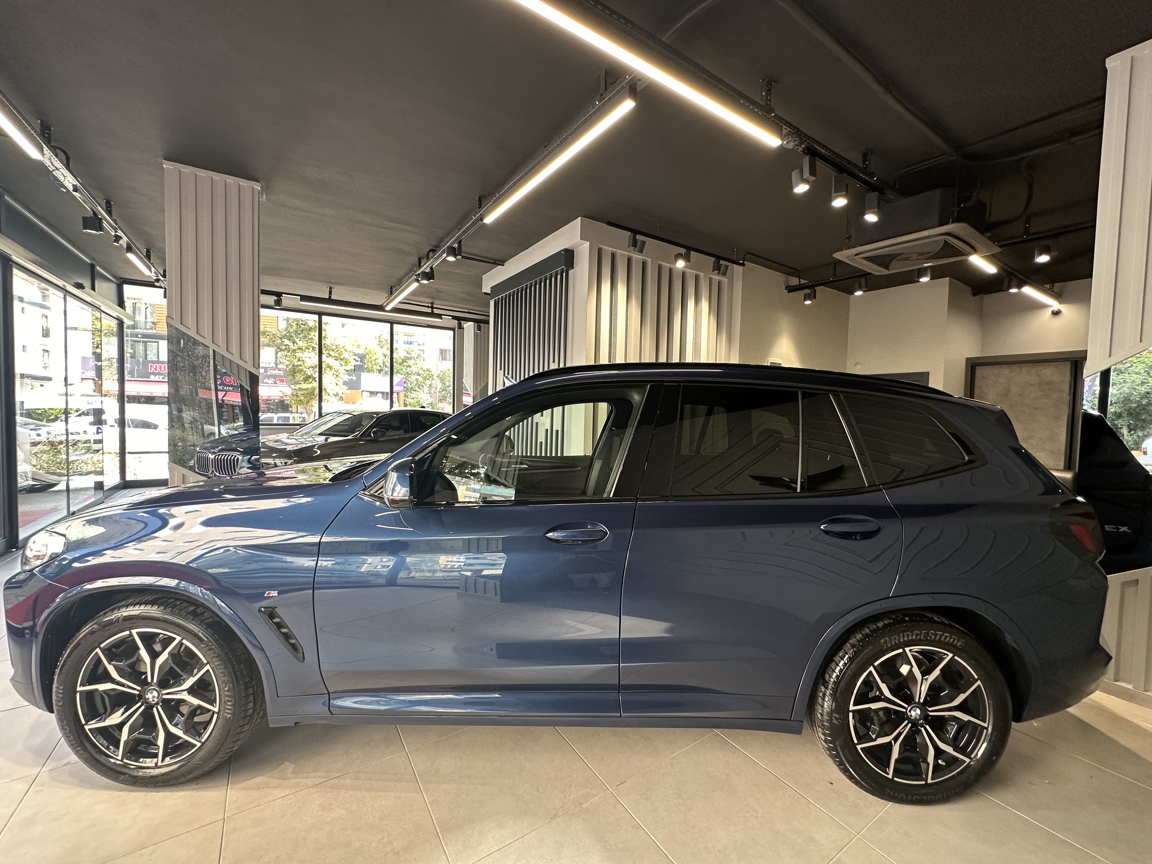 BMW X3 ÖZEL RENK BENZERSİZ KM